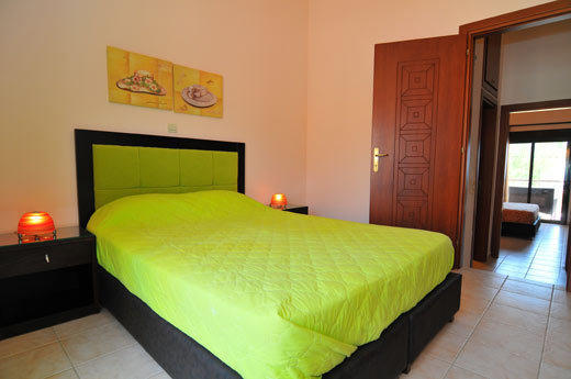Golden Sunrise Apartments Криси Амудия Екстериор снимка