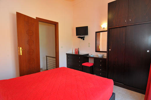 Golden Sunrise Apartments Криси Амудия Екстериор снимка