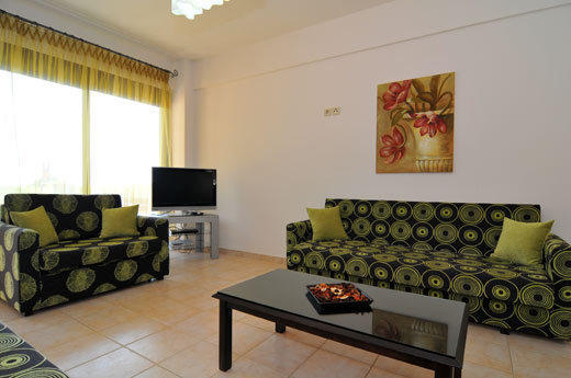 Golden Sunrise Apartments Криси Амудия Екстериор снимка